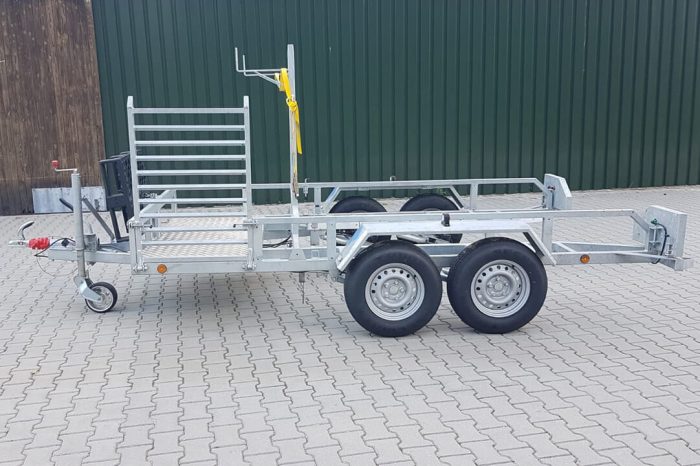 car trailer for hoof trimming crush 2 1