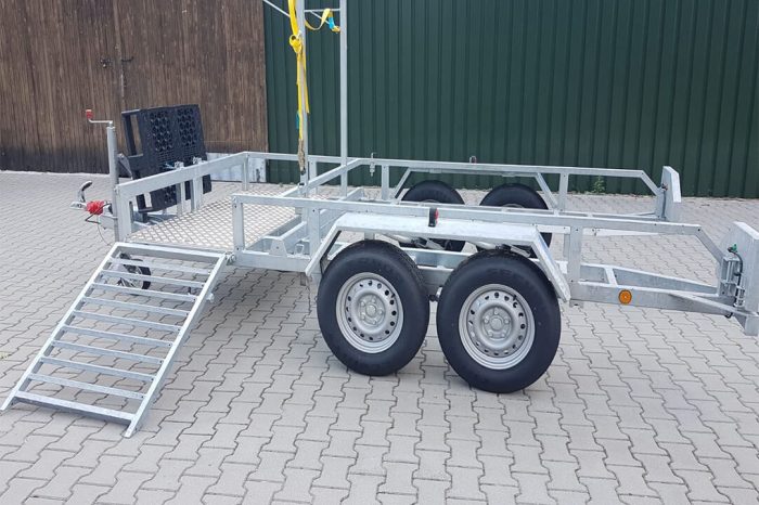 hoof trimming crush trailer for sale 2