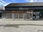 Parc d' attente hydraulique CowCare / Silver Bullet – Image 2