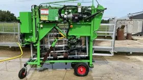 KVK HOOF TRIMMING CHUTE 800-1 (3)